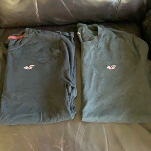 2 Men’s size small Hollister short sleeve T-shirts
